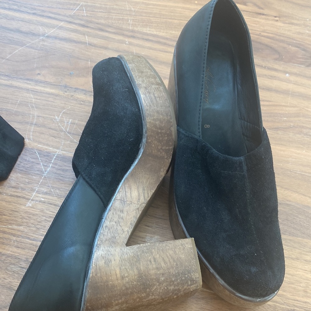 Black Platform Heel Loafers - Women's Chunky Wood Block Heels - Picture 4 of 4
